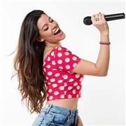 Docente y cantante con más de 8 años de experiencia. Me dedico a formar cantantes con técnica y voz propia